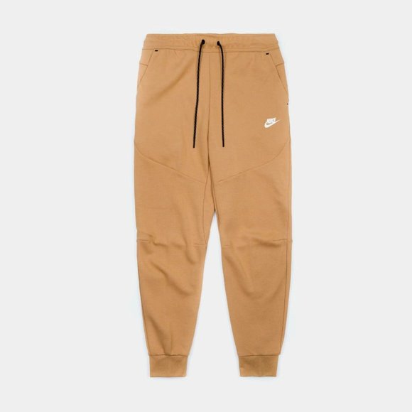 nsw tech fleece jogger pants
